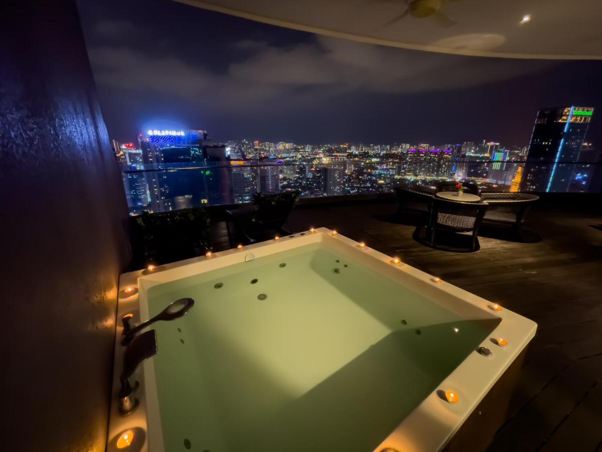 Vortex Suites Klcc By Nadia Guesthouse 쿠알라룸푸르 외부 사진